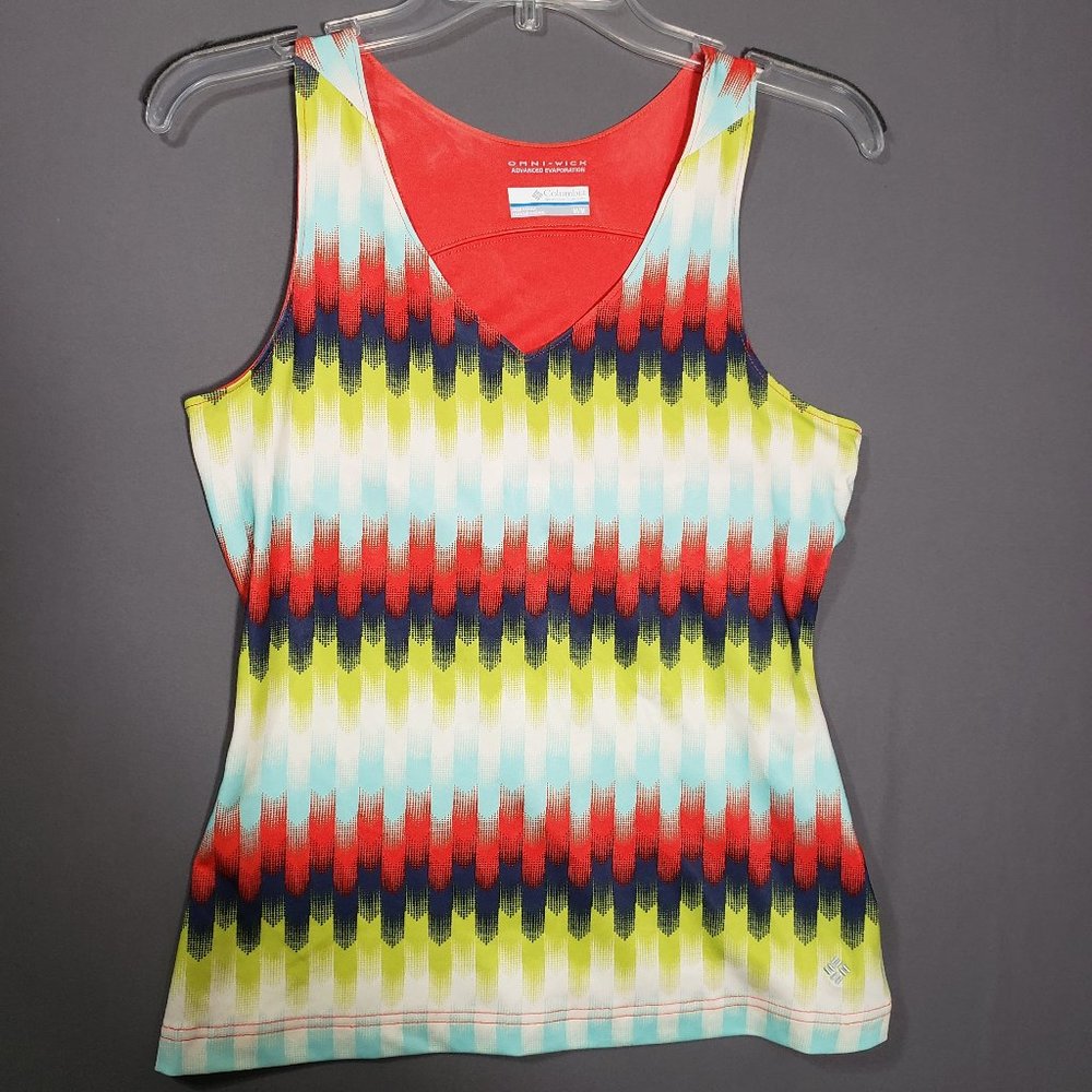 𝅺Columbia Women's Hiking/Outdoor Tank Top, Omni-wick, Medium, built in bra